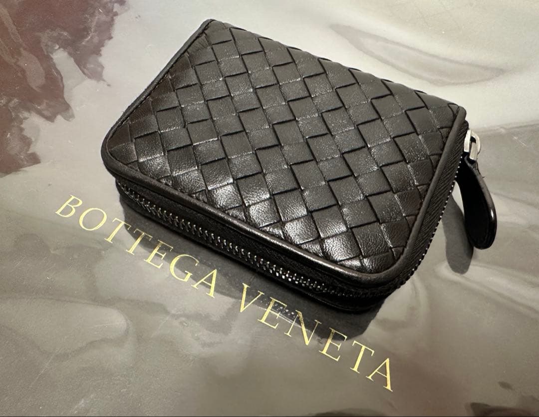 【付属品付】ボッテガヴェネタ イントレチャートケース/ラム/黒1️⃣✨✨