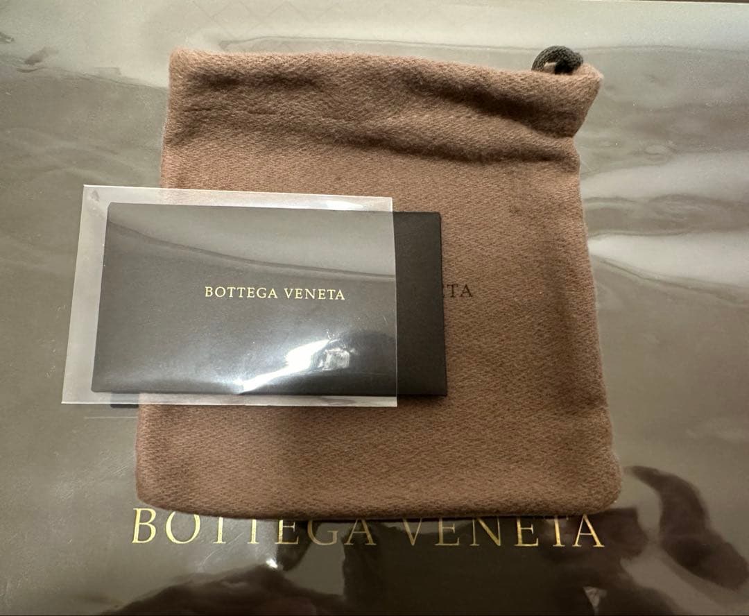 【付属品付】ボッテガヴェネタ イントレチャートケース/ラム/黒1️⃣✨✨