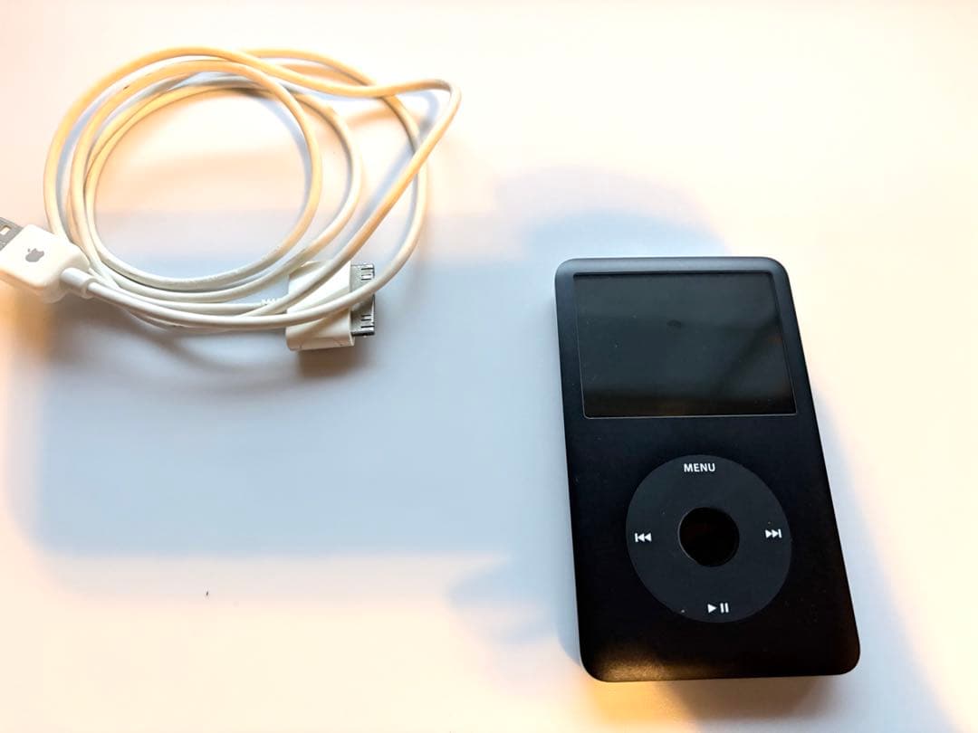 Apple iPod classic 80GB ブラック usbケーブル付き Apple iPod 80GB