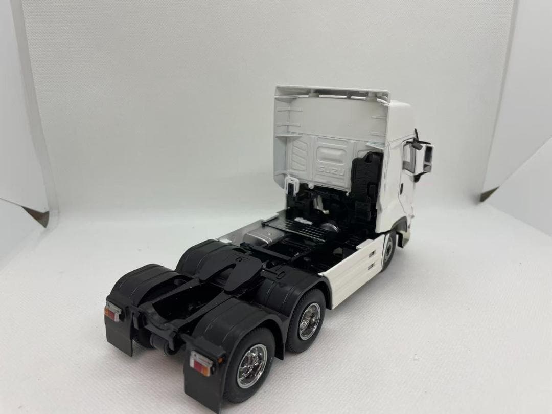406-006 トレーラー 1/32 いすゞ ギガ ISUZU EXZ ホワイト
