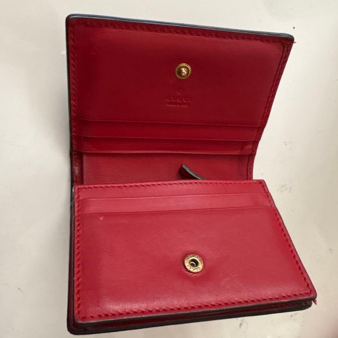 GUCCI 二つ折り財布 チェリー装飾 - メルカリ