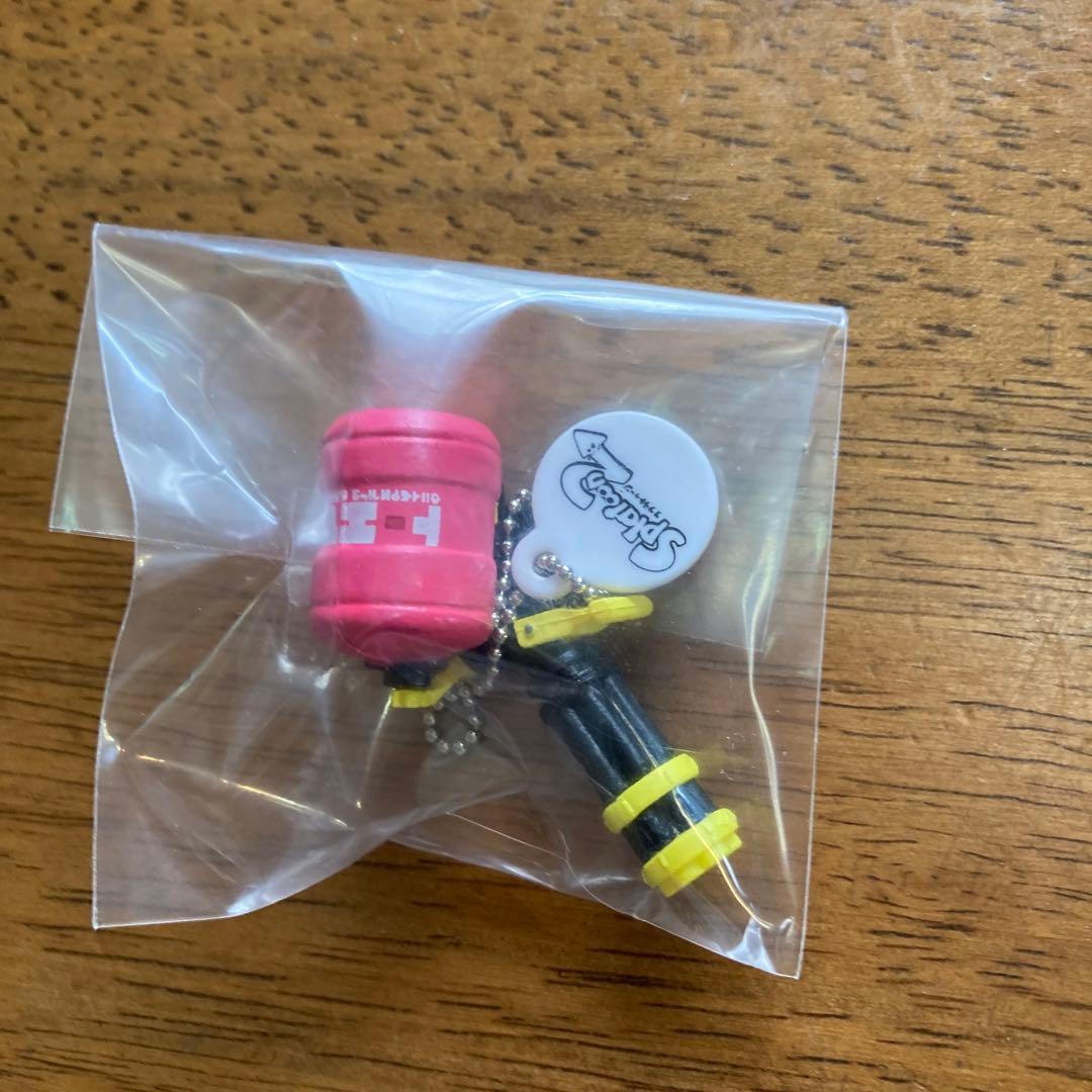 スプラトゥーン　フィギュア　ワッペン　キーホルダー　9点セット新品
