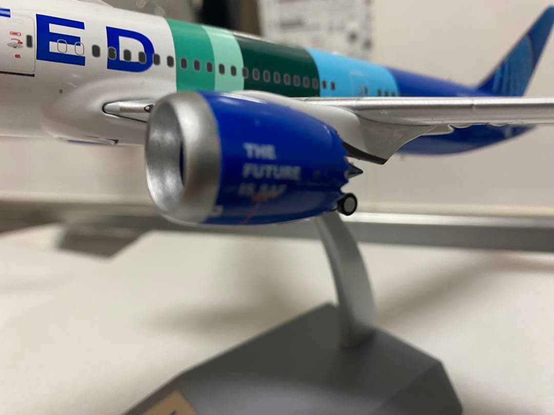 航空機・ヘリコプター Boeing 787-9 United 1/200