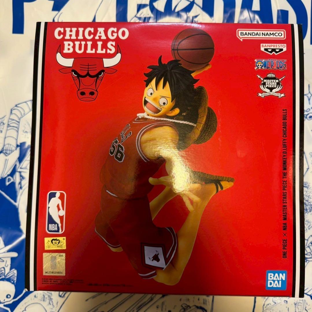 ワンピースベースショップ ルフィ フィギュア NBA シカゴブルズ 1