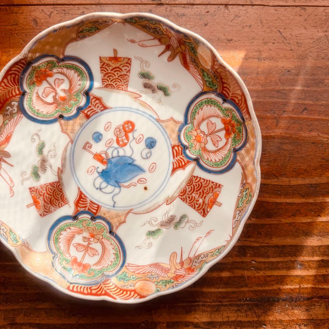 骨董皿 古伊万里金彩色絵皿 宝尽くし宝船花鳥文 平皿1枚 - メルカリ