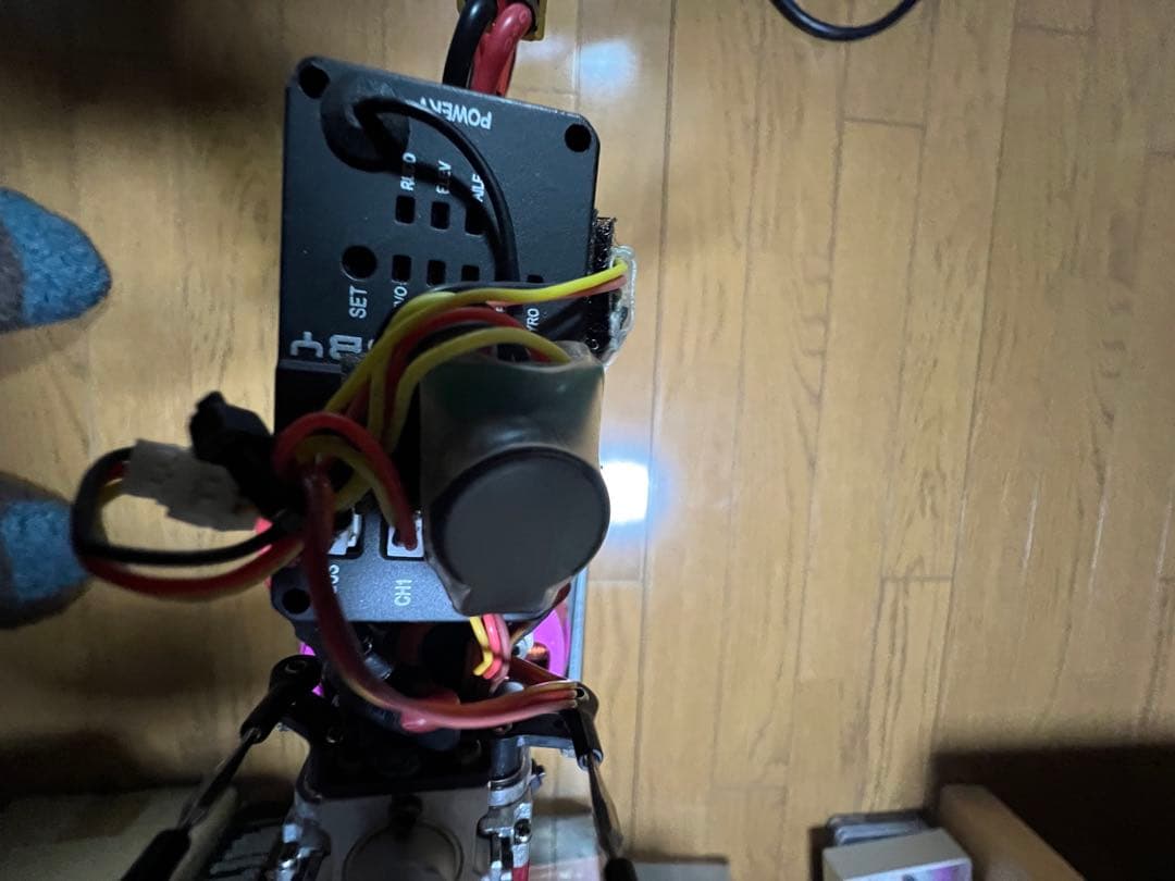 m2です、墜落はしましたけど全て変えました今日は、調整だけ８飛行して快調