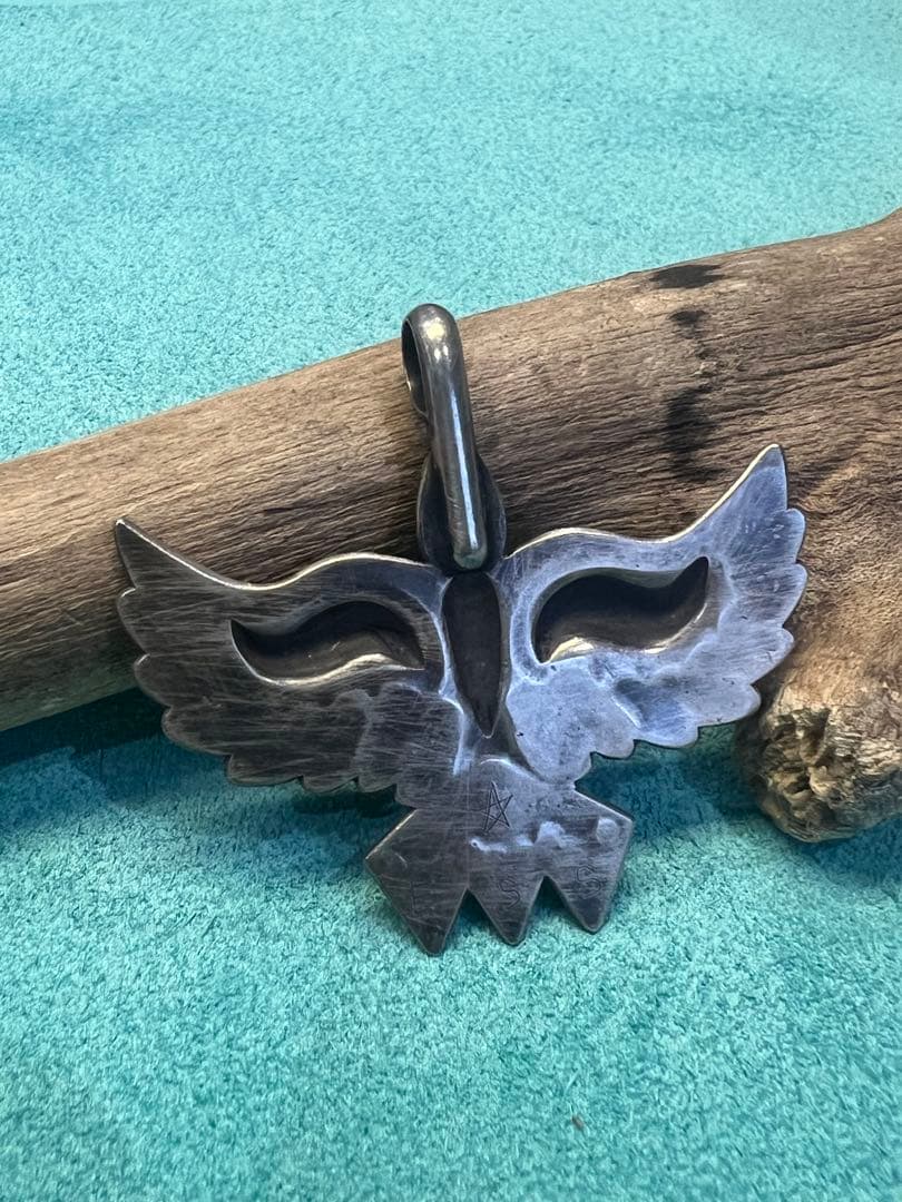 Edison Sandy Smitg ペンダントトップ ナバホ アーニーリスターの通販