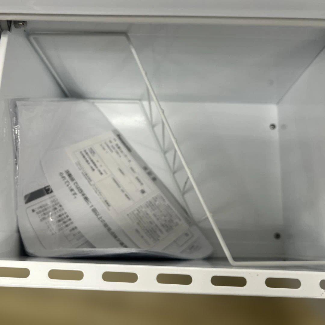 6550 Panasonic 小型冷凍ストッカー SCR-T66D-A 冷凍ストッカー 縦型