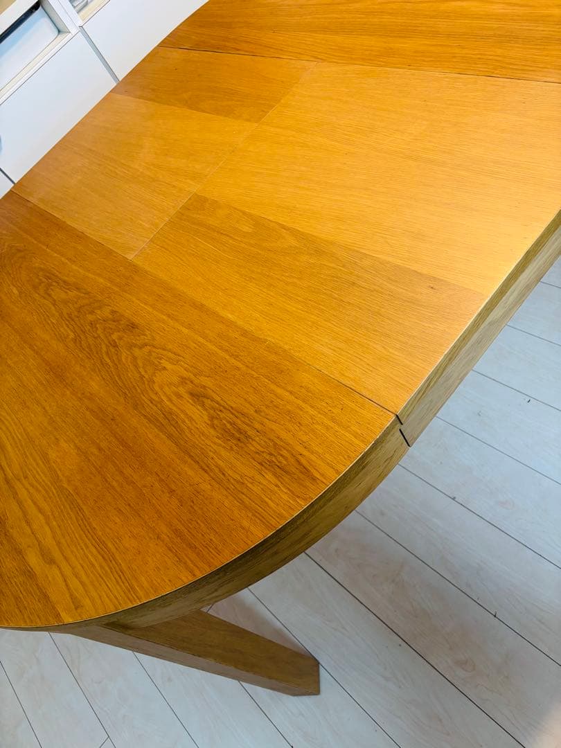 IKEA BJURSTA 伸縮　円形　ダイニングテーブル