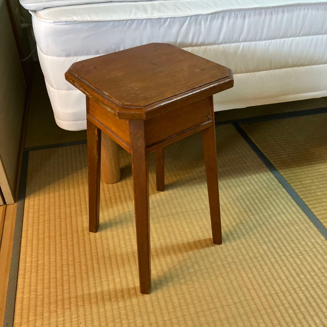アンティーク木製 スツール 丸椅子 花台 昭和レトロ 古道具 古家具　角椅子