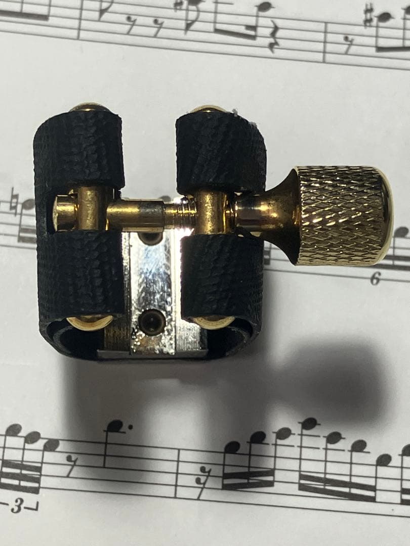 アルトサックスリガチャー エディーダニエルズ　エクスプレッションズリガチャー