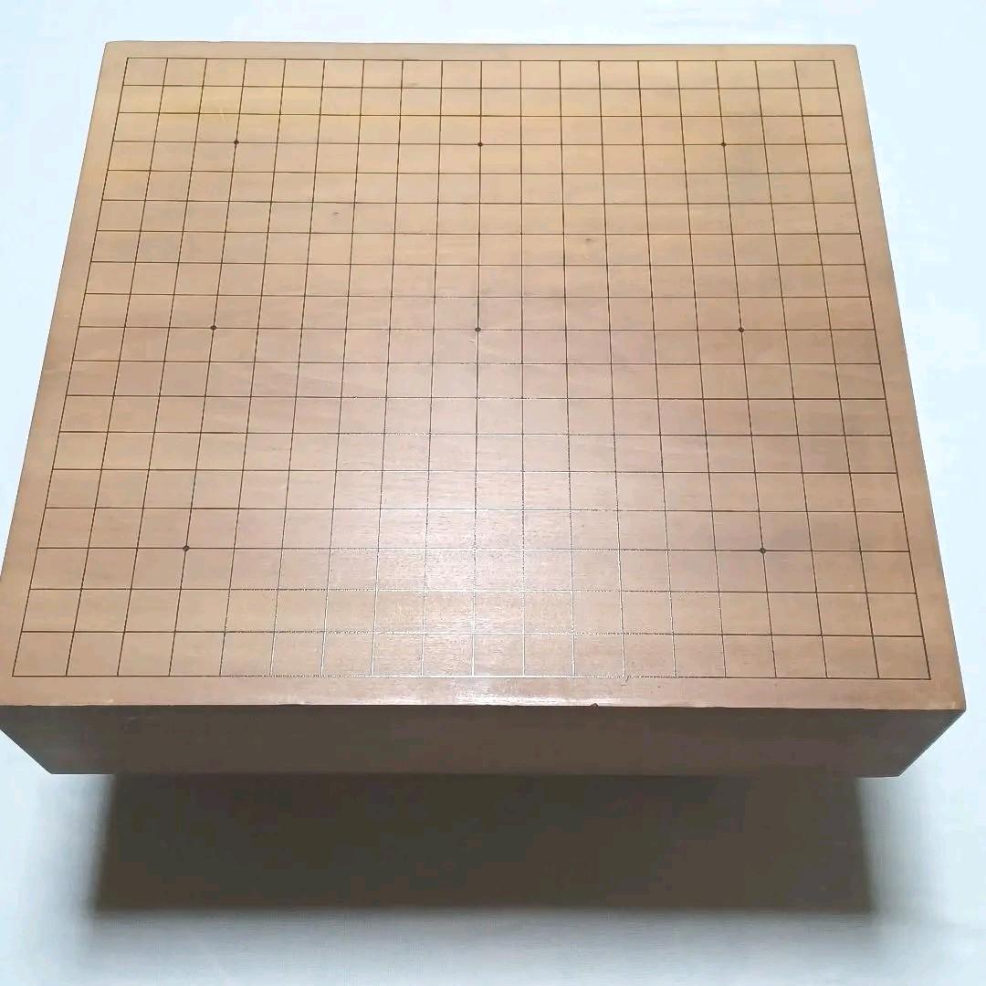 脚付き囲碁盤、碁石セット