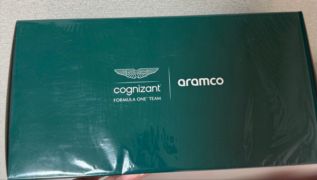 アストンマーチン F1ミニカー 1/18