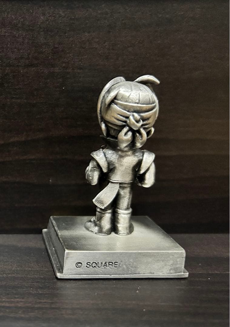 送料込】ファイナルファンタジー クロムフィギュア ロック