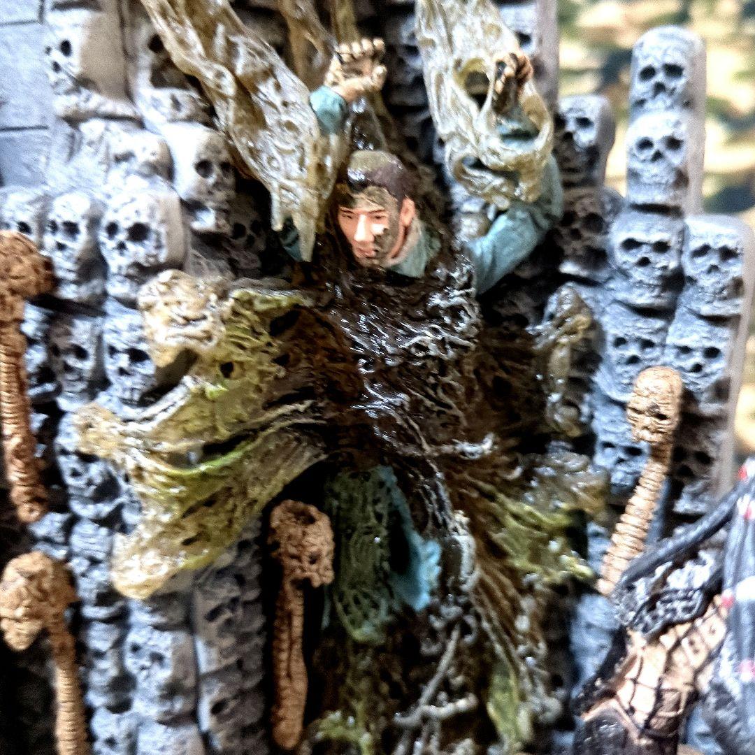 マクファーレントイズ／エイリアンVSプレデター•ジオラマセット(箱なし)