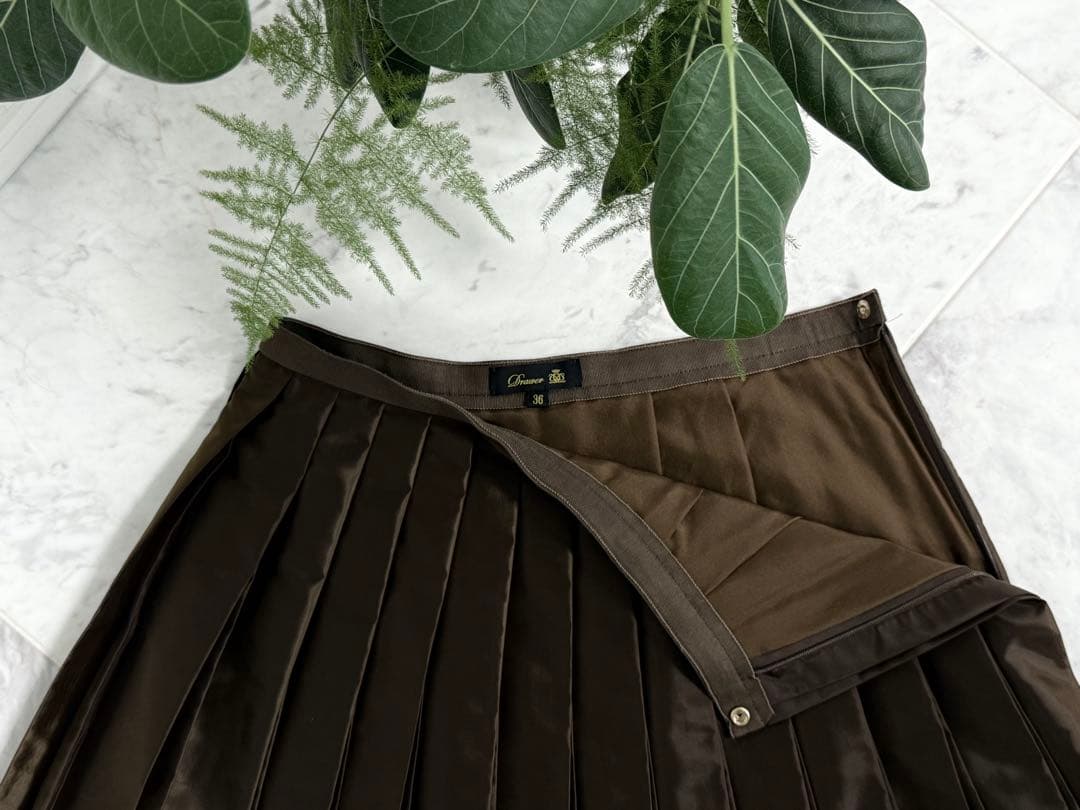 美品★24年Drawer ドゥロワー PRE2タフタプリーツスカート36
