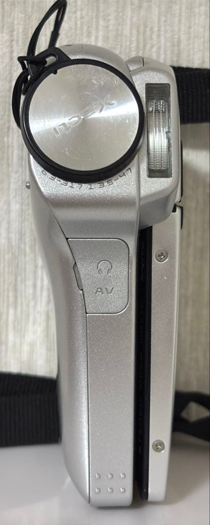 起動確認済］SANYO Xacti 6メガピクセル デジタルムービーカメラ