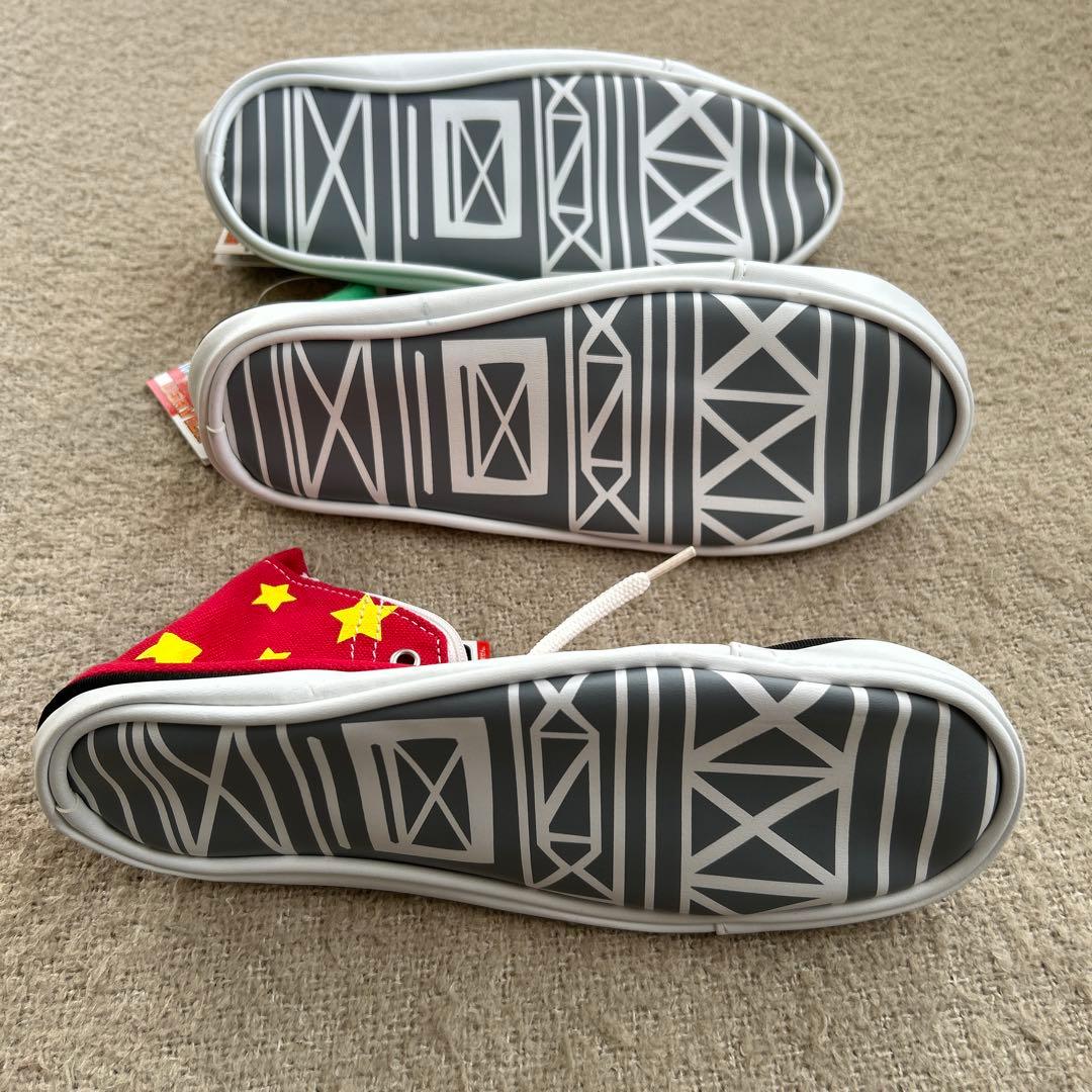 ウサビッチ スニーカー ペンケース ポーチ - メルカリ