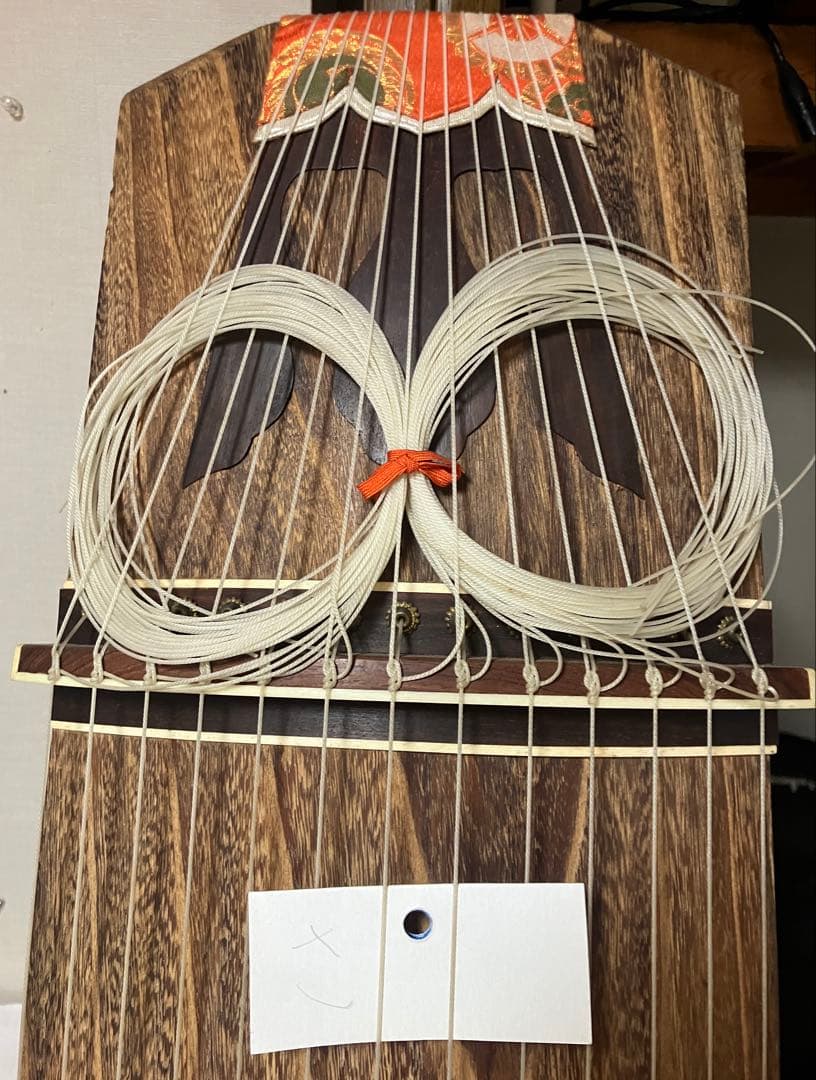 Yahoo!オークション - 最高級 山有製 琴 くり甲 13弦 玉緑包み 綾杉彫