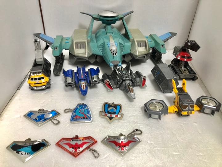 ウルトラマンガイア XIG メカとエンブレムまとめてセット‼️