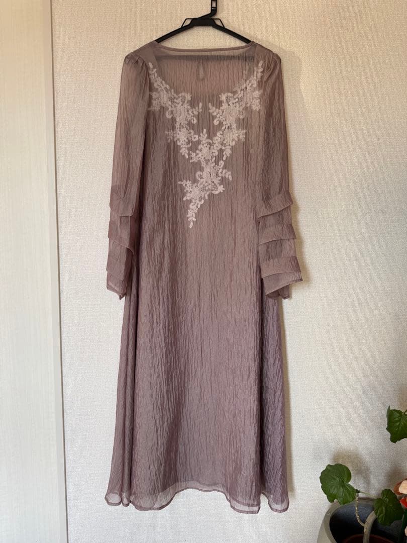 クリーニング済】【LE´RURE】シアーAラインワンピース