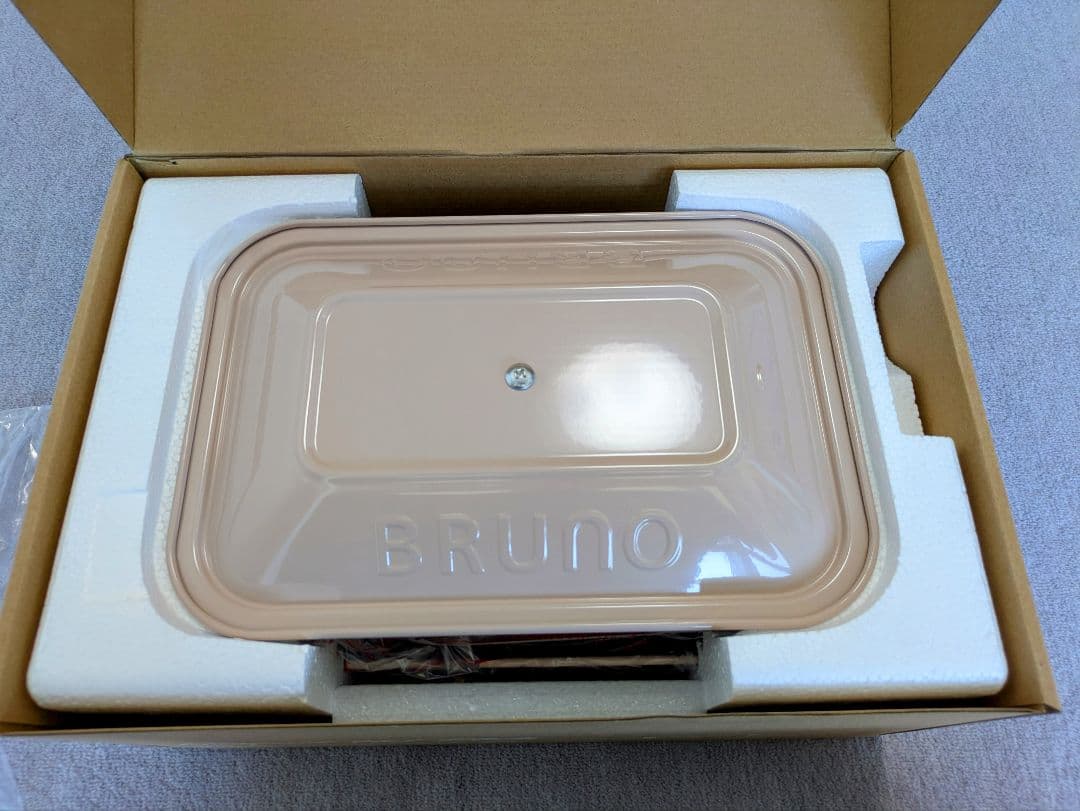 新品 BRUNO コンパクトホットプレート ピンクベージュ たこ焼きプレート付き