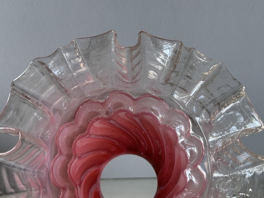 ⑦ 英国アンティーク ピンクとオパールセンド ランプシェード フリル