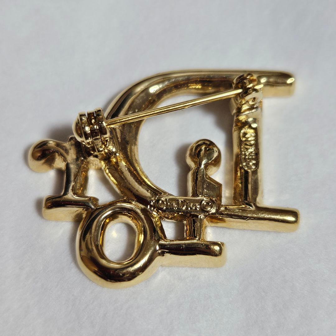 クリスチャン ディオール ブローチ ブランドロゴ ラインストーン