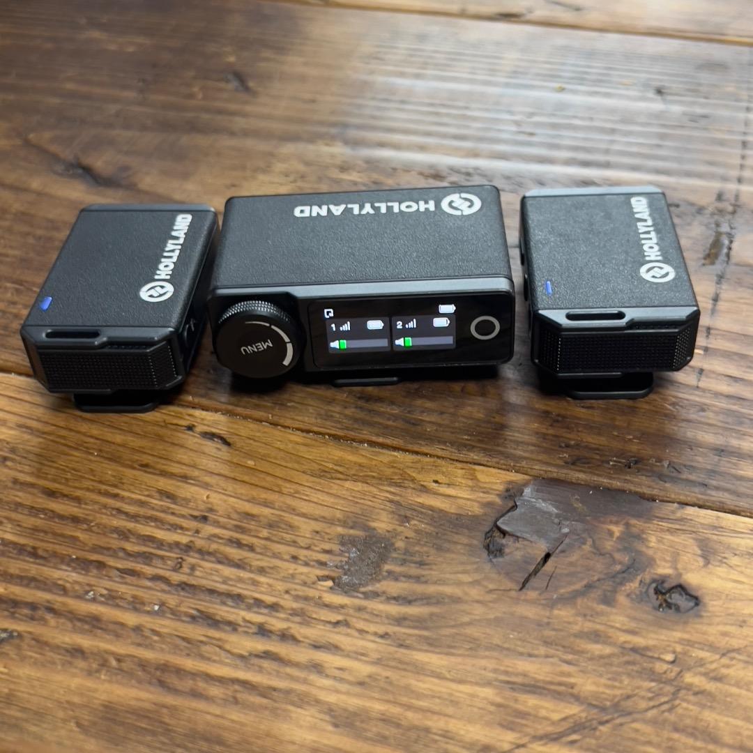 Hollyland LARK MAX ワイヤレスマイク（ラベリアマイク付き）