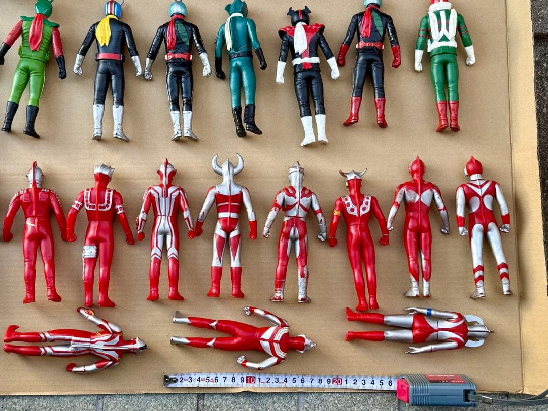 ウルトラマン 怪獣 円谷プロ まとめて 49体セット フィギュア 仮面ライダー