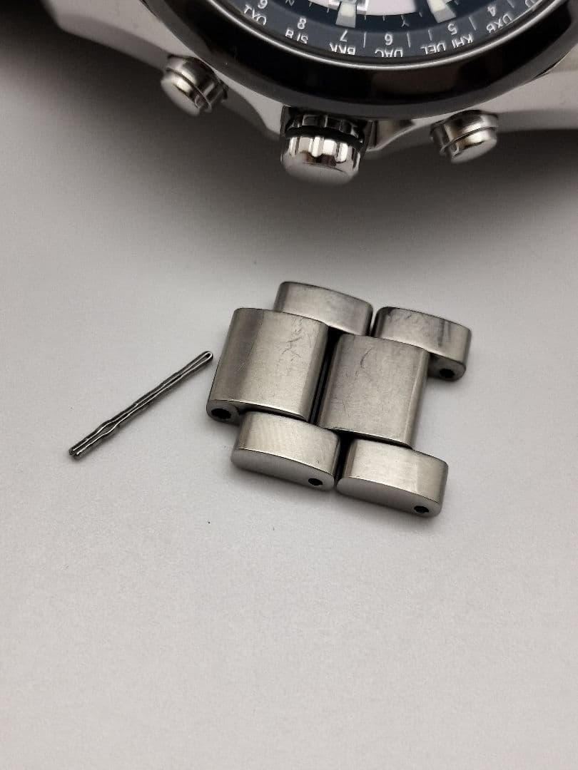 セイコー　アストロン　GPS ソーラー　7x52-0AA0 チタニウム