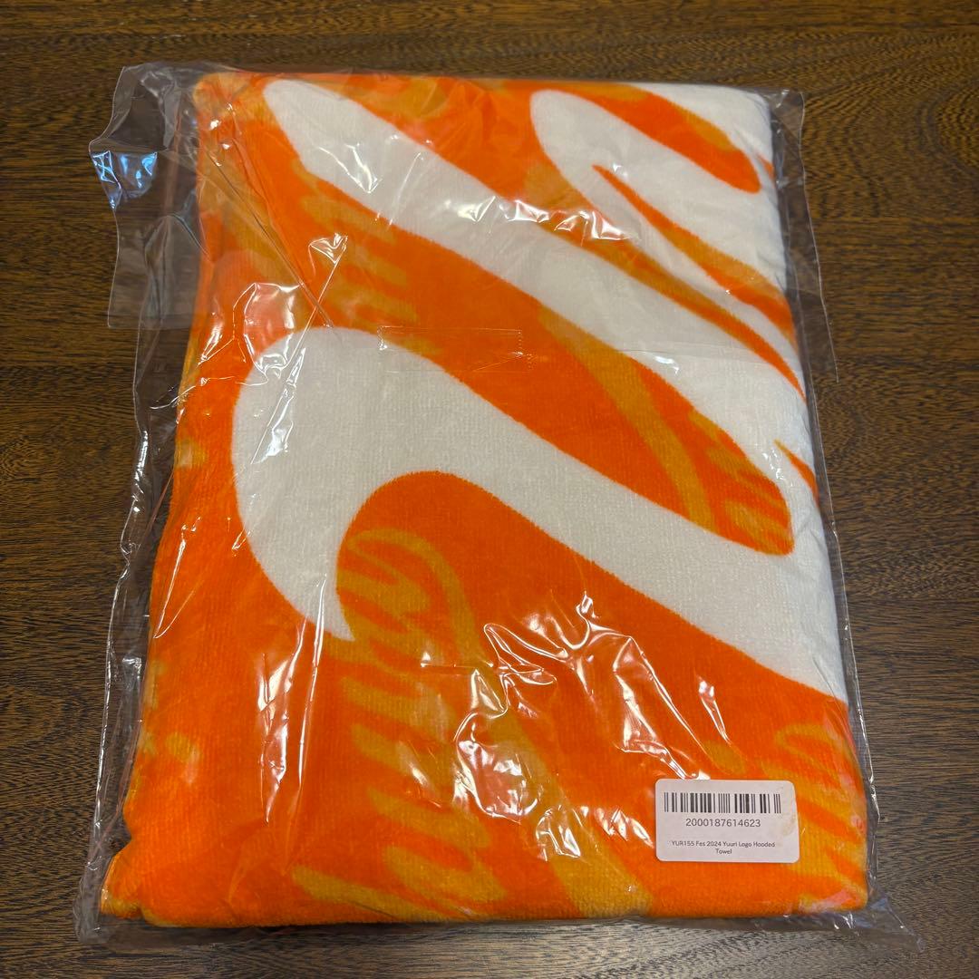 Fes 2024 優里 ロゴ入りフード付きタオル オレンジ - メルカリ