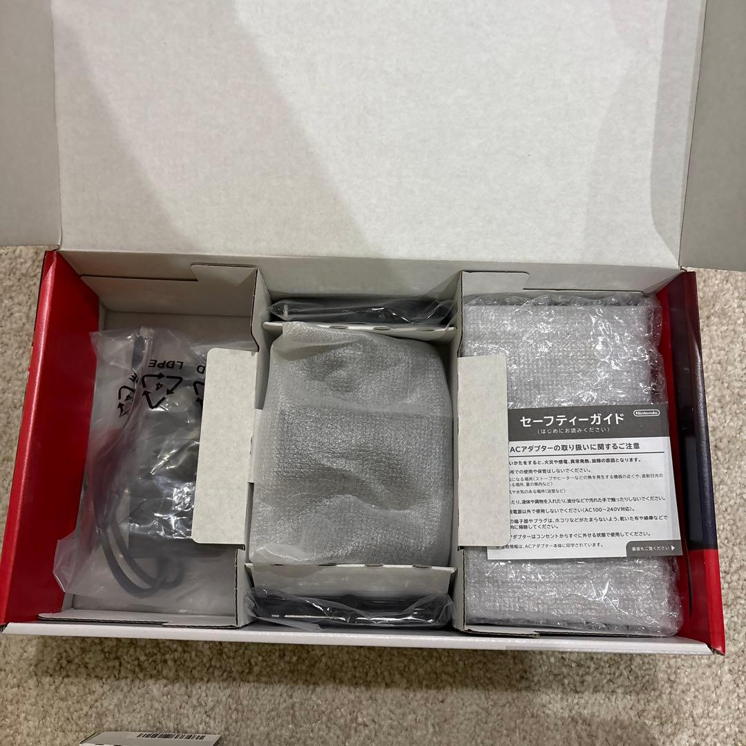 【美品】Nintendo Switch 本体　HDMIケーブルなし