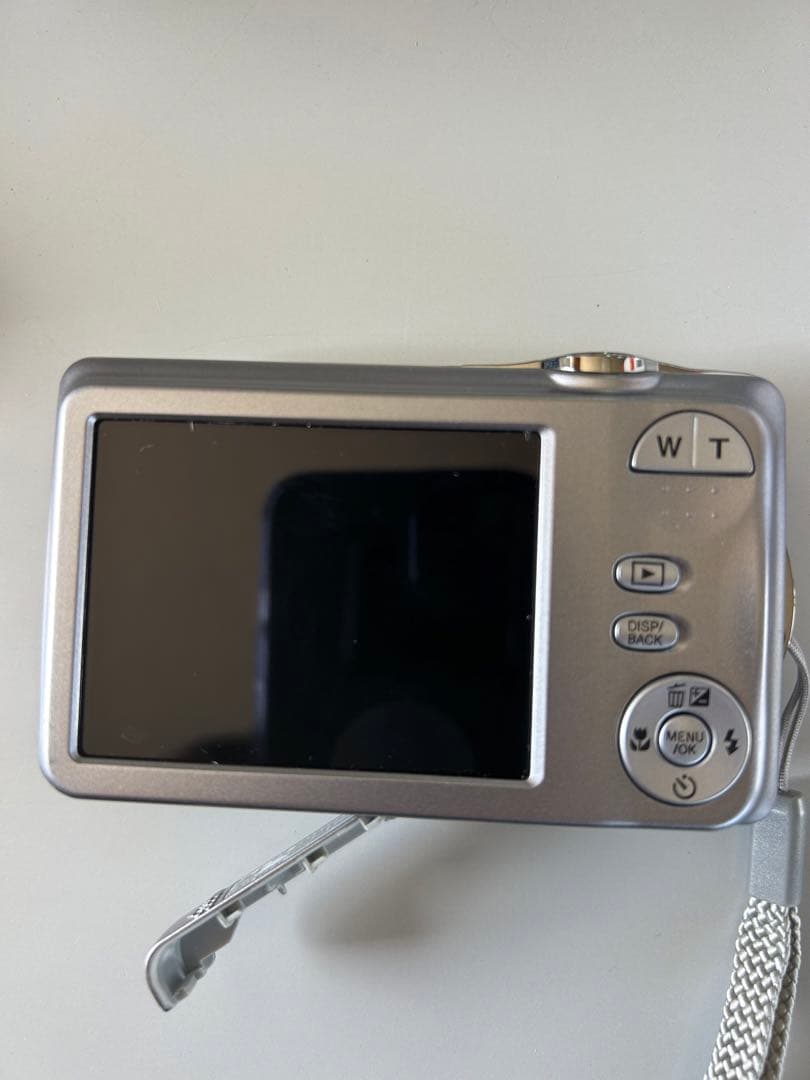 FUJIFILM 16 MEGA PIXELS コンパクトデジタルカメラ FUJIFILM 16メガ