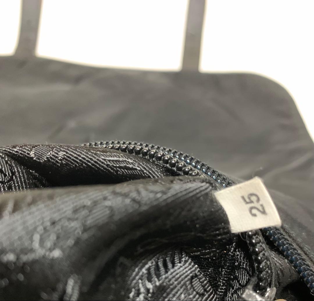 P*v様 PRADA　ショルダーバッグ　黒