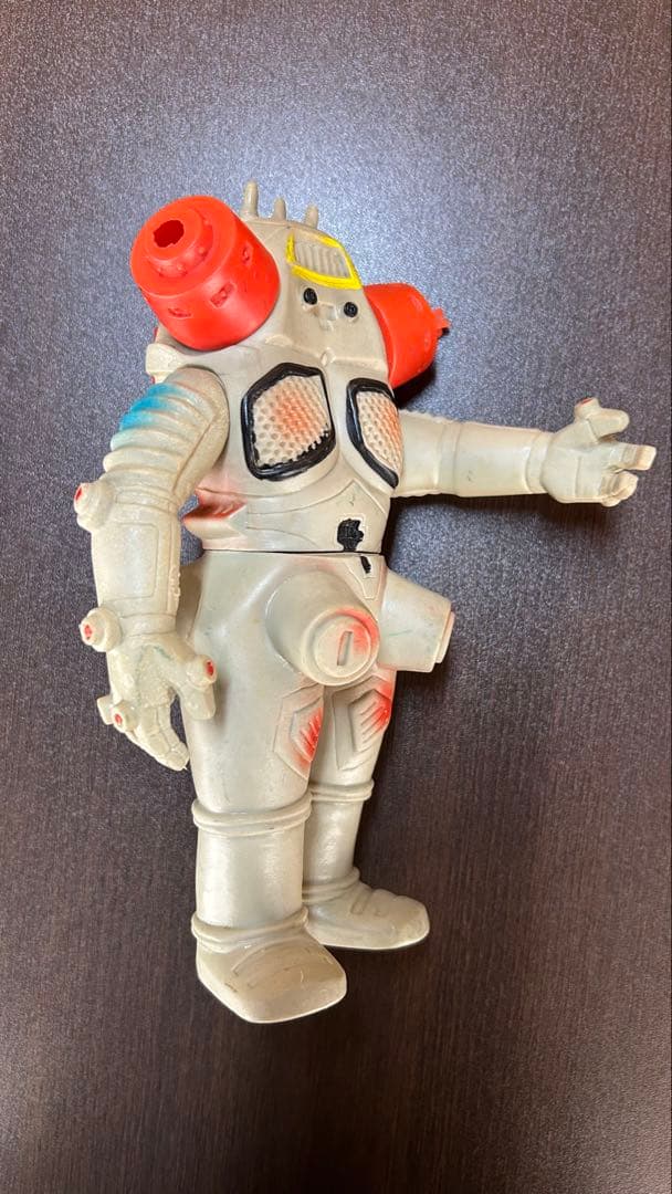 キングジョー　ウルトラセブン　ソフビ　フィギュア