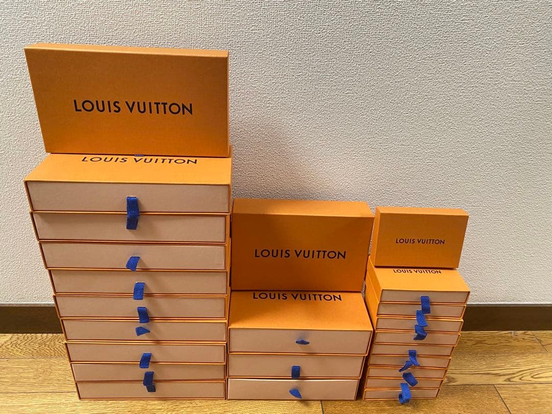 LOUIS VUITTON 箱 新品 未使用 3種類 24個セット LOUIS VUITTON 箱 新品 未使用 3種類 24個セット LOUIS VUITTON 箱