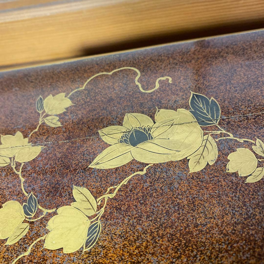 蒔絵梨地金蘭手華文引出し箱