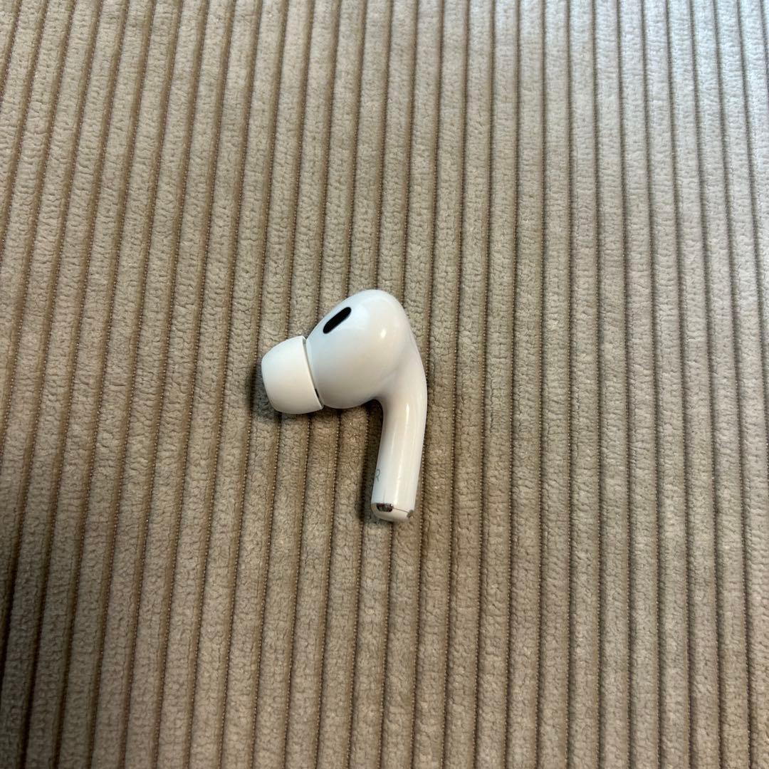 右耳 Apple AirPods Pro 第2世代 正規品 片耳A3047 Apple Apple AirPods Pro 2 右イヤホンのみ USED美品 エアーポッズ