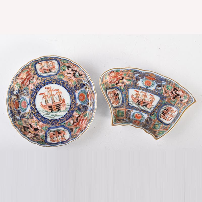 伊万里焼 古伊万里 錦手南蛮人黒船文 飾皿 漆塗箱付