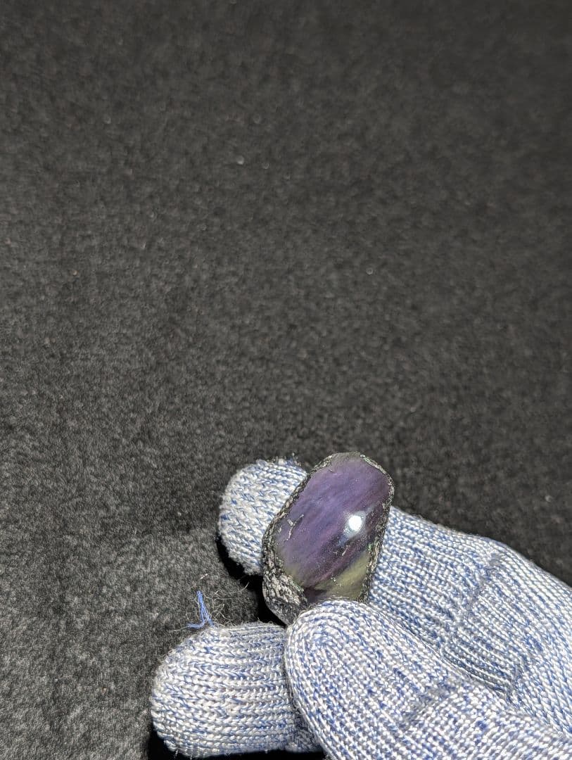 研磨品】十勝石玲瓏 北海道産レインボーオブシディアン 十勝石 玲瓏石