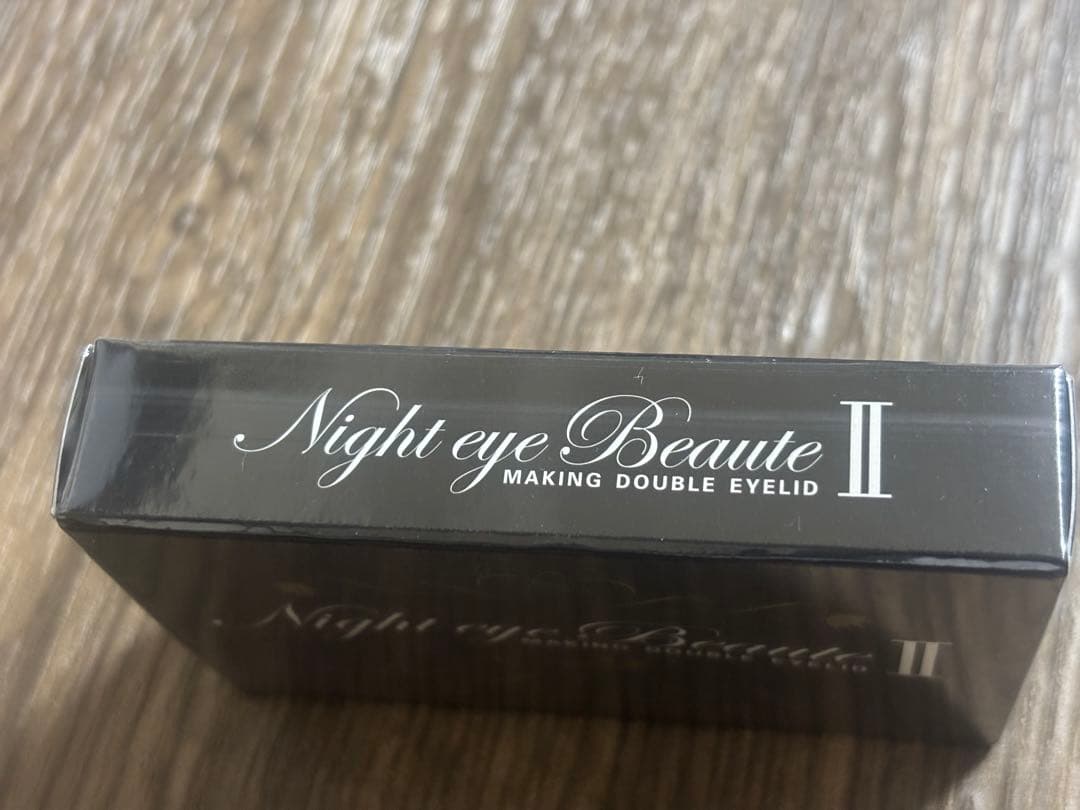 Night eye Beaute II 二重メイク ※みけ出品