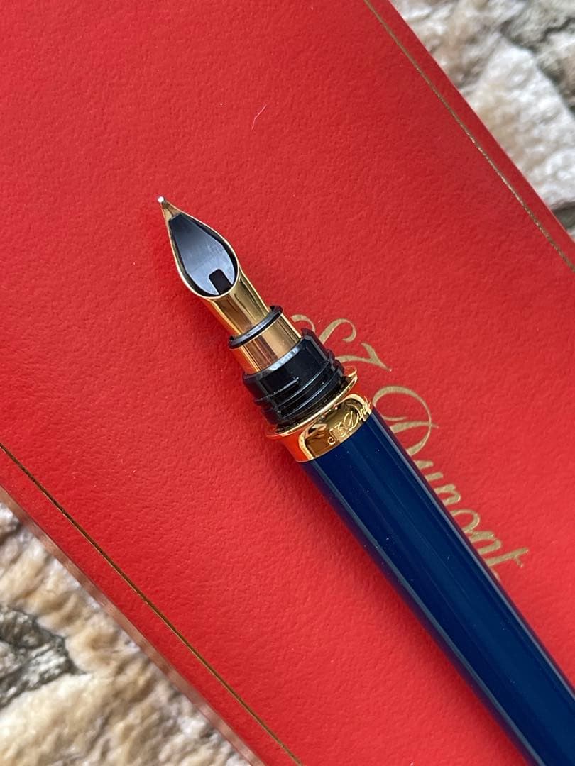 S.T.Dupont デュポン　万年筆　ボルドーカラー　Ｋ18 750