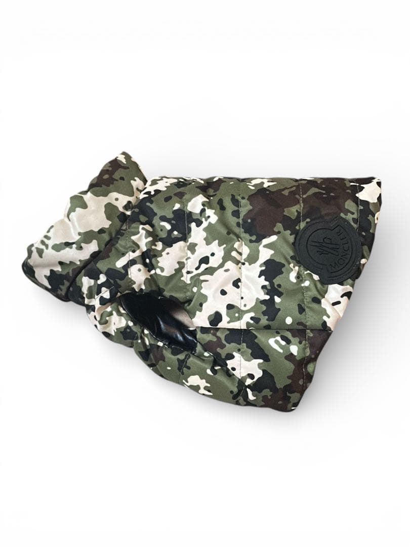 モンクレール　カモ　犬用　ジャケット　小型犬 ハイブランド モンクレール ペット服 犬 冬服 moncler 犬用ダウン