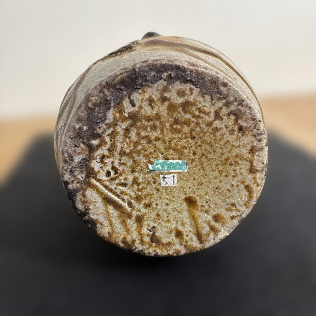 陶器製花瓶(？)