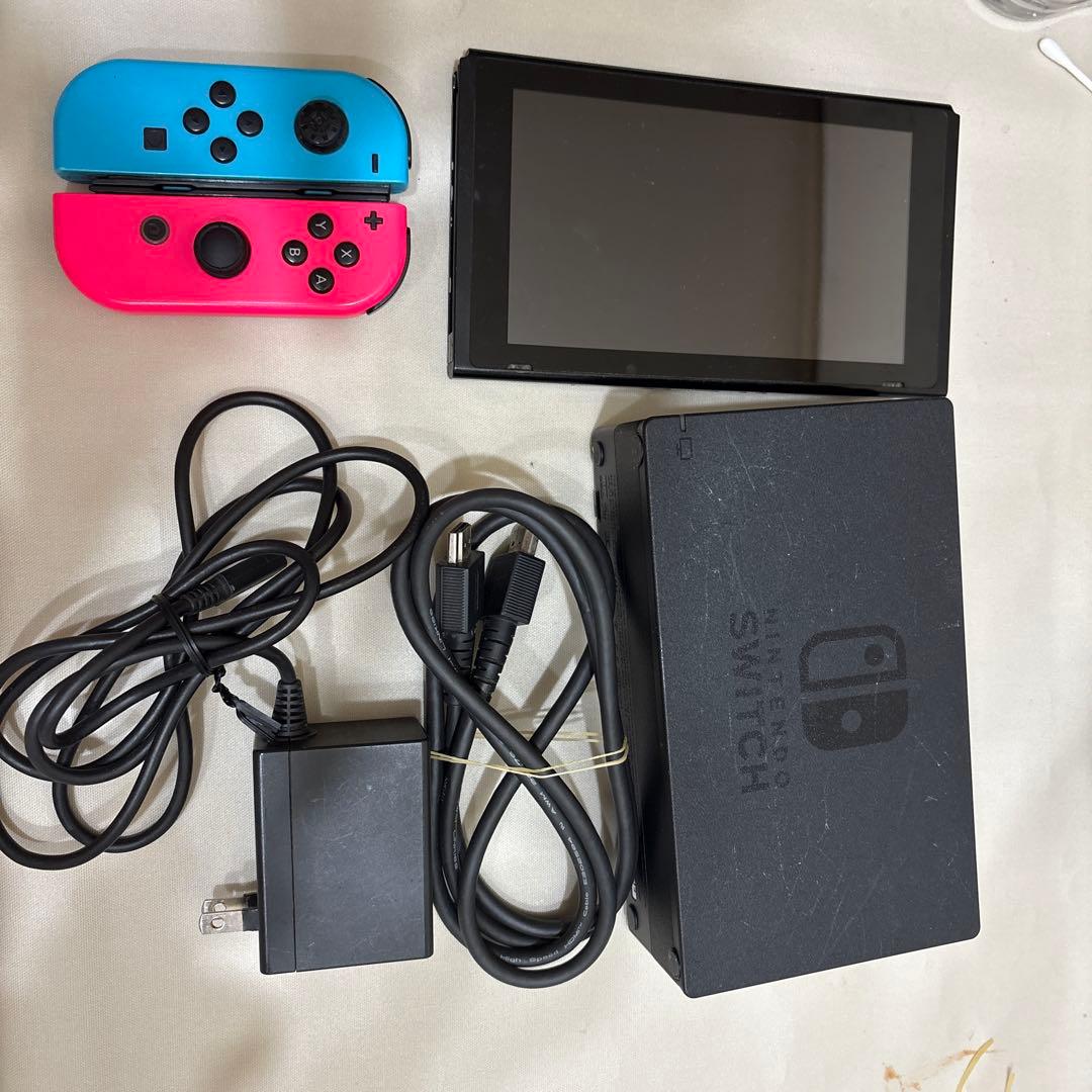 Nintendo Switch本体箱付き コントローラー付き【ジョイコン不良】