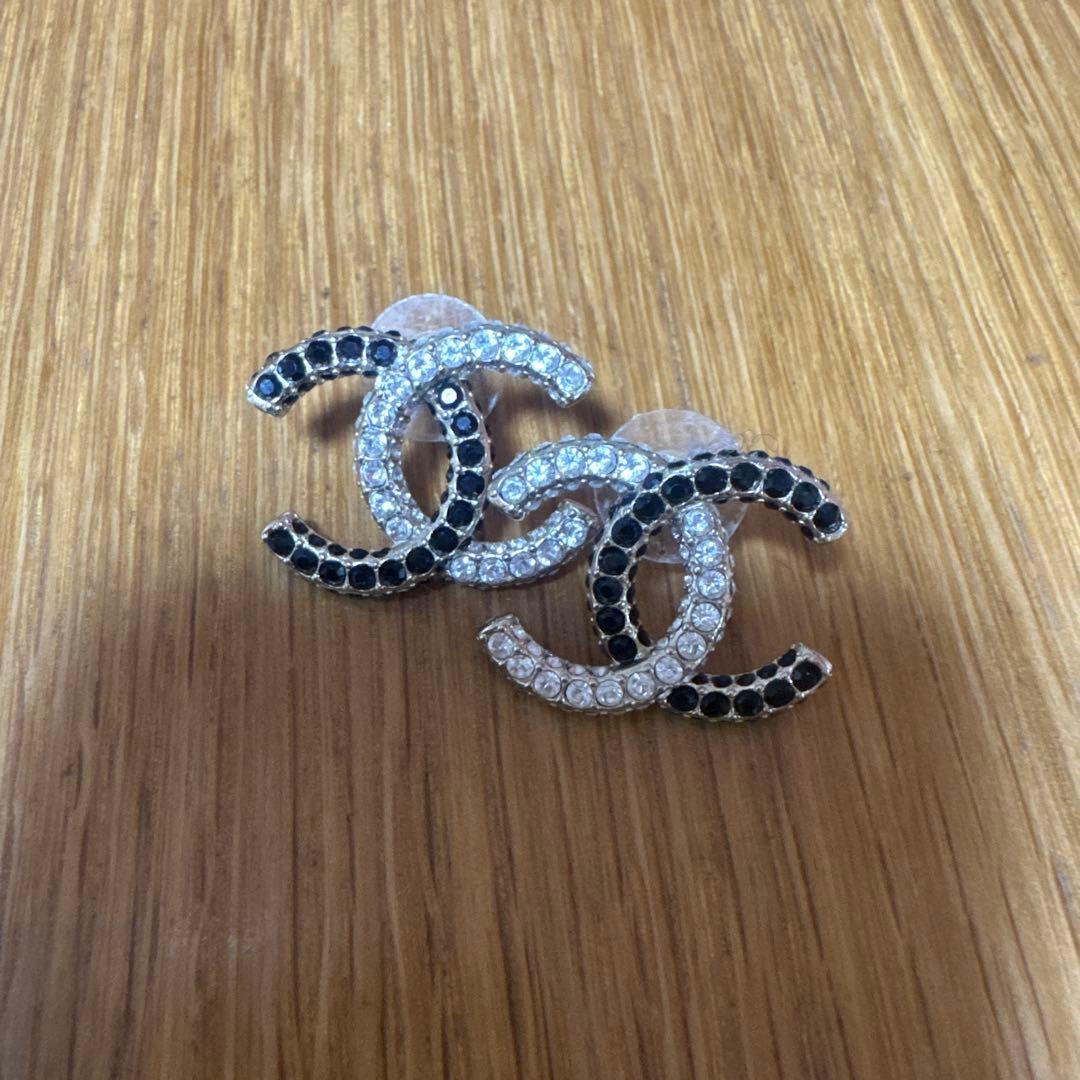 CHANEL正規品ピアス CHANEL（シャネル） ピアス レディース A86504 Y09569 Z2800 ココ