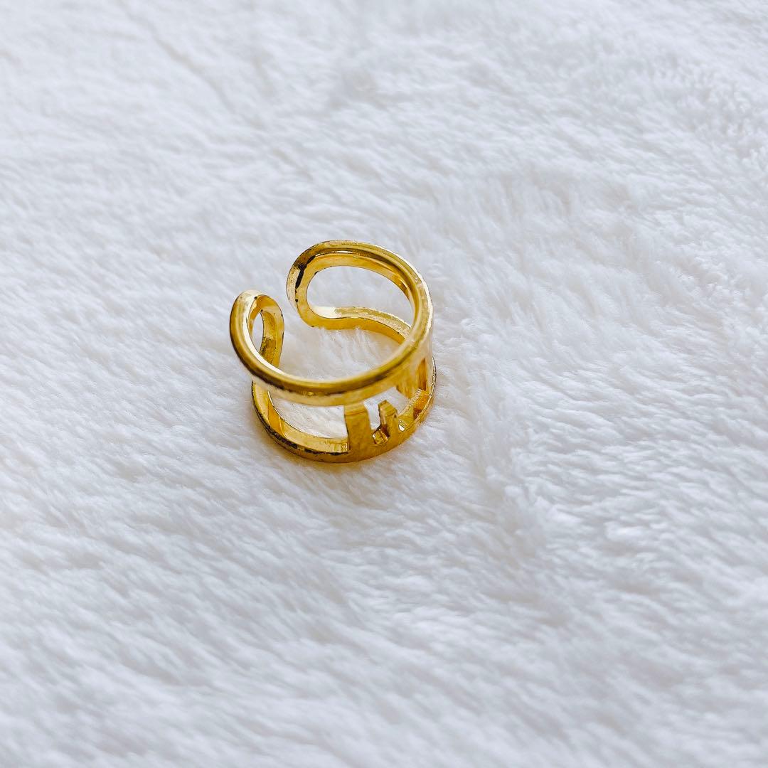 s様→【FENDI】美品★フェンディ オーロックワイドバンドリングゴールド箱あり