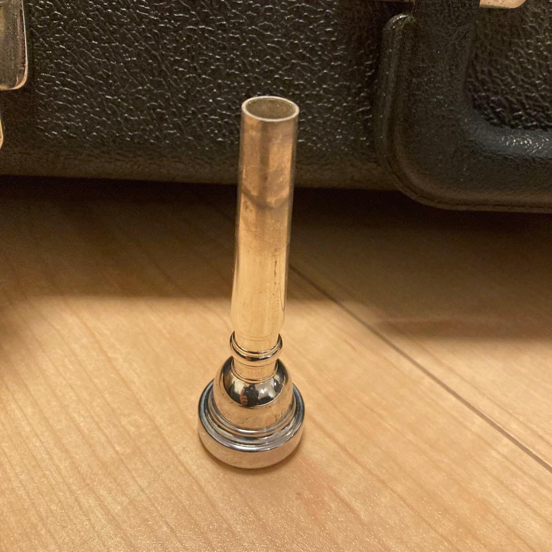 YAMAHA YTR1335 ヤマハ トランペット ハードケース付き シルバー