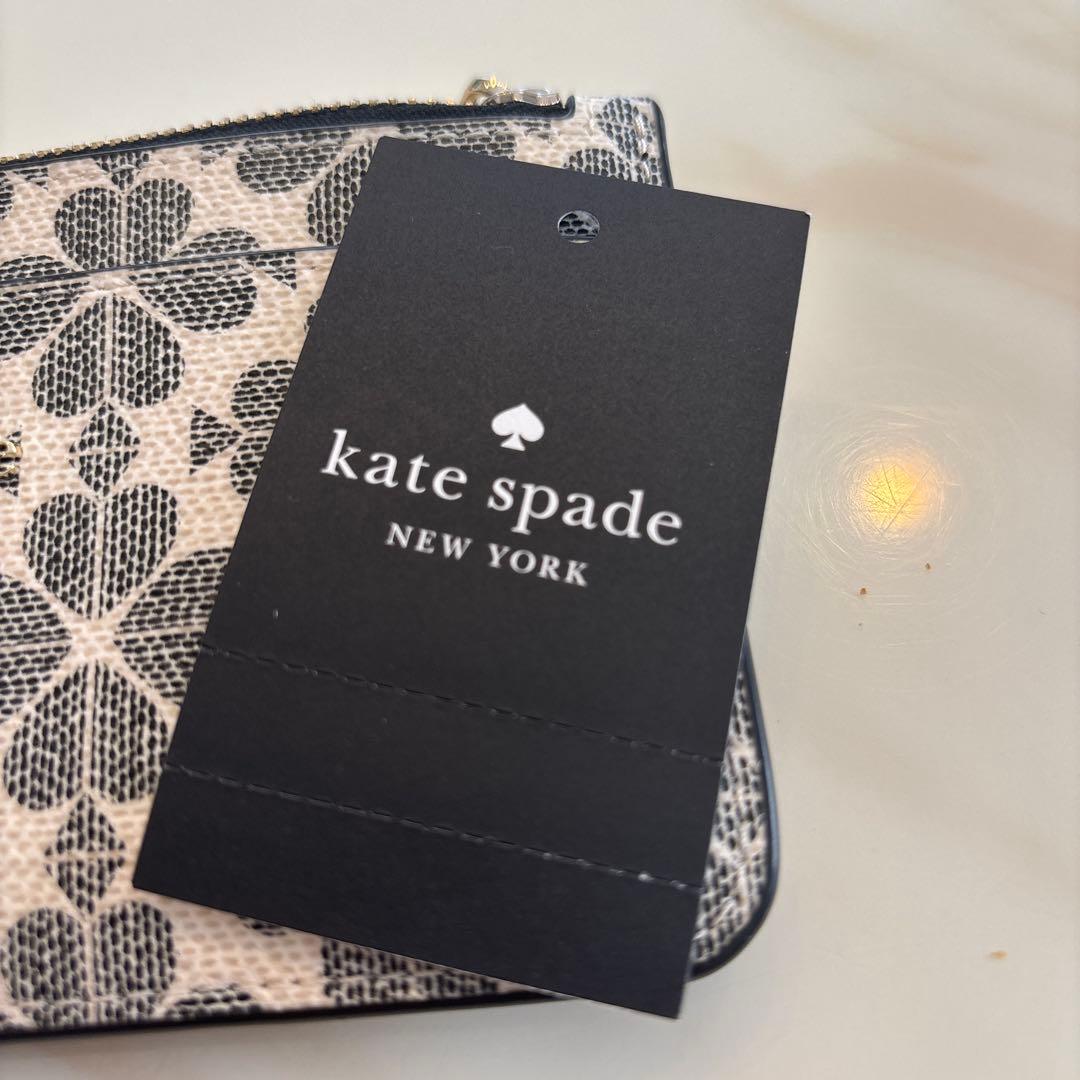 ☆新品タグ付き☆ケイトスペードspade flower pvカード&ケース